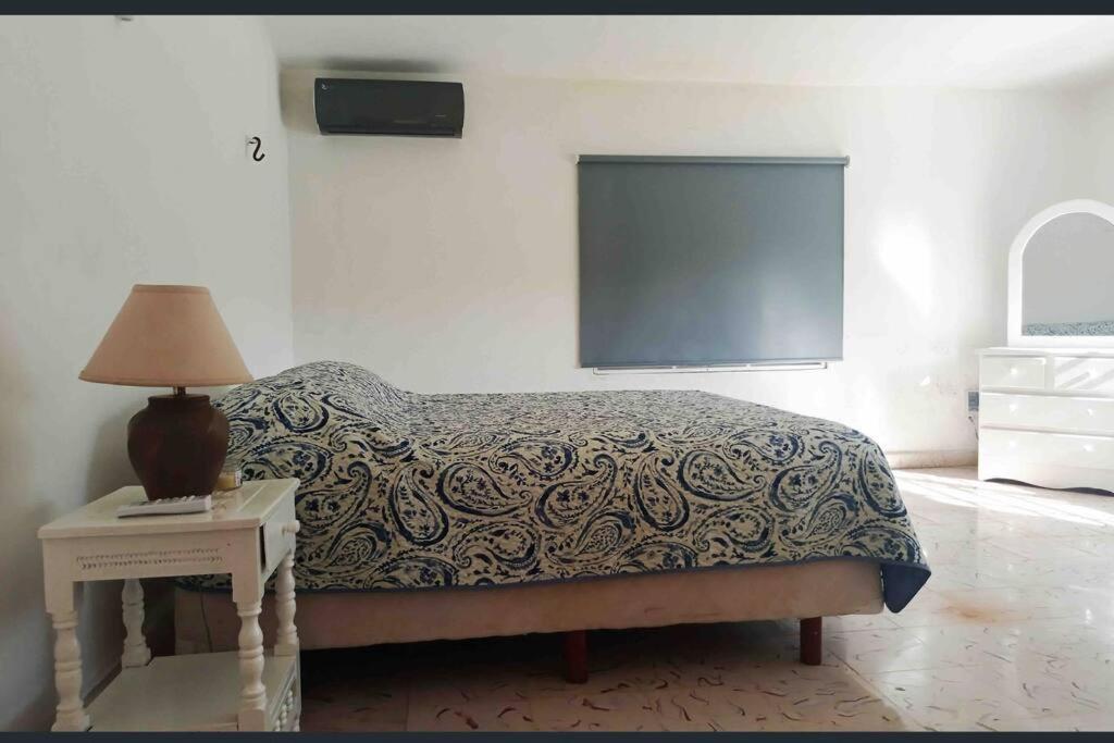 La Casa Amarilla Frente Al Mar Villa Chelem Luaran gambar