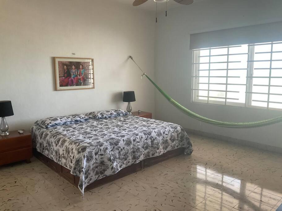 La Casa Amarilla Frente Al Mar Villa Chelem Luaran gambar