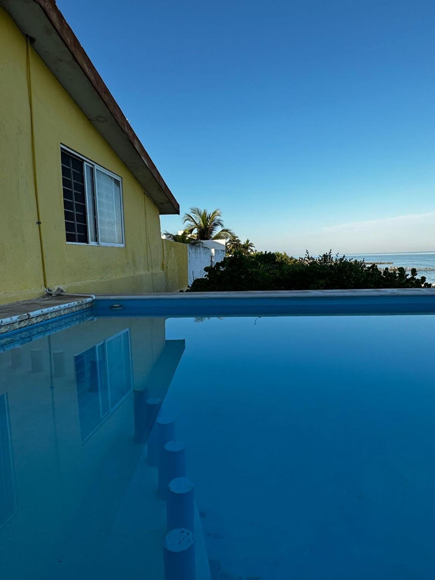 La Casa Amarilla Frente Al Mar Villa Chelem Luaran gambar
