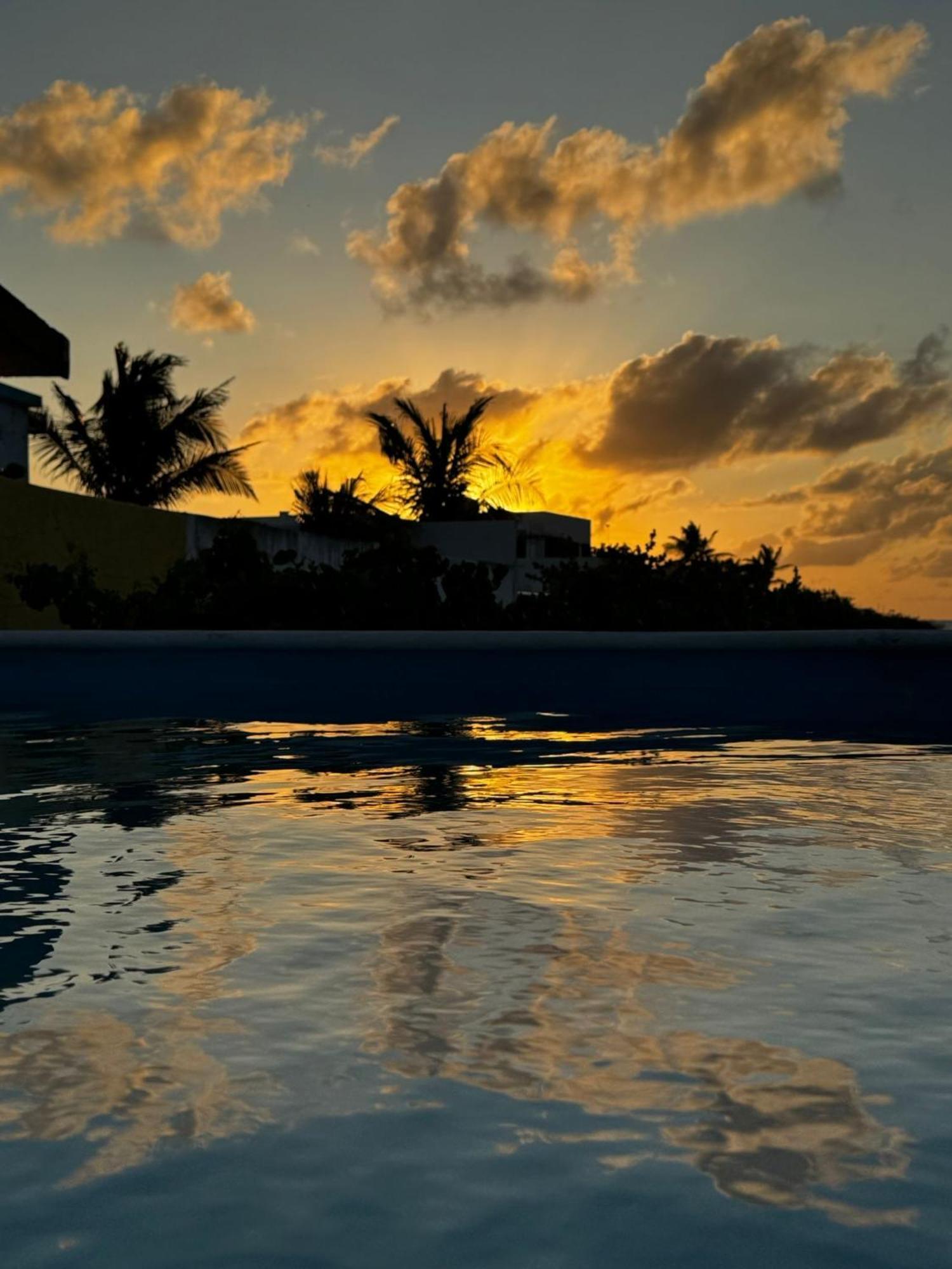 La Casa Amarilla Frente Al Mar Villa Chelem Luaran gambar